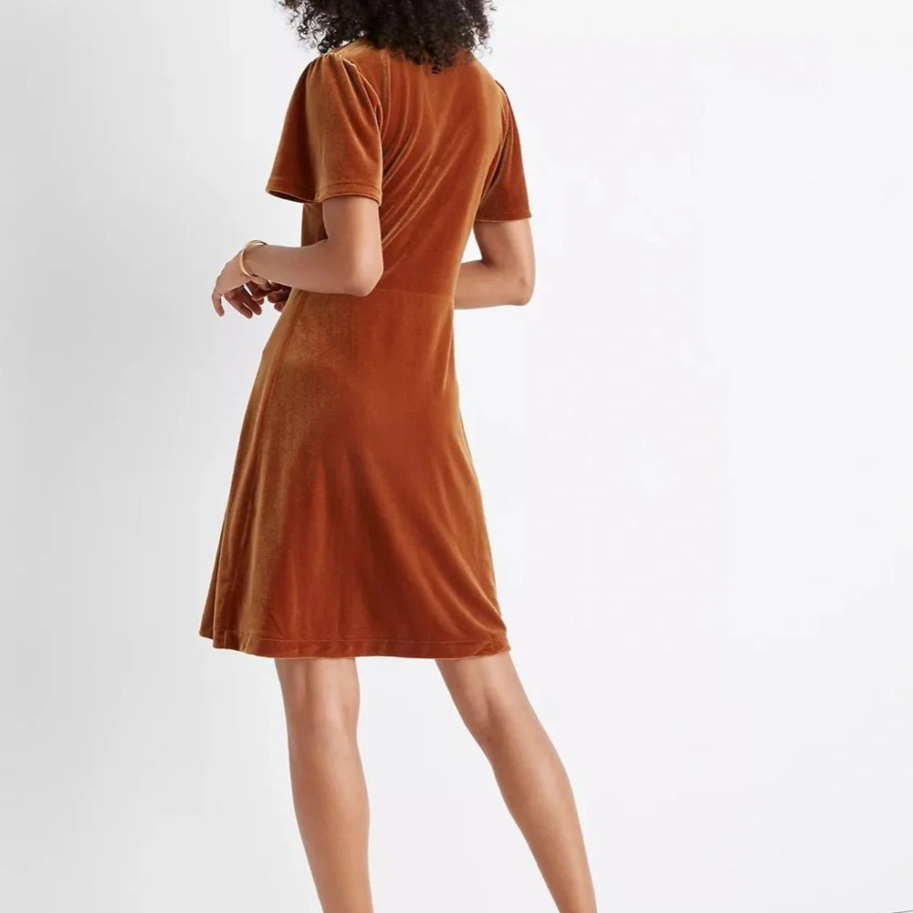 SOLD Madewell Velvet V-neck Flutter Sleeve Dress - Picture 2 of 13